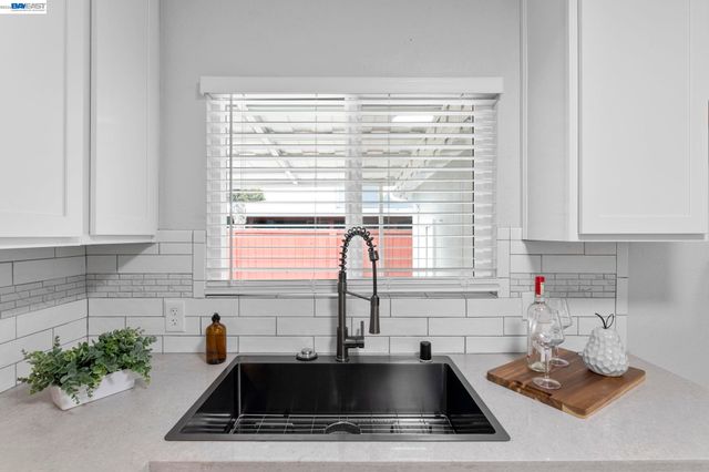 412 Solano Ave, San Lorenzo, CA 94541