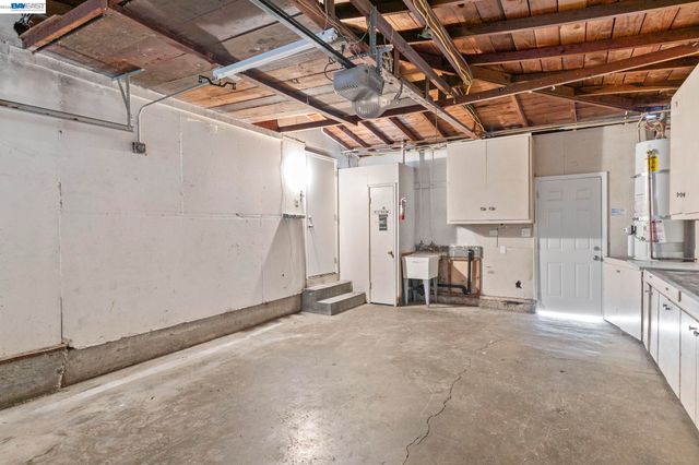 412 Solano Ave, San Lorenzo, CA 94541