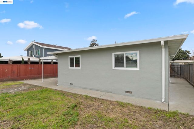 412 Solano Ave, San Lorenzo, CA 94541