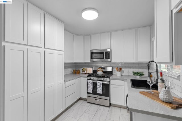 412 Solano Ave, San Lorenzo, CA 94541