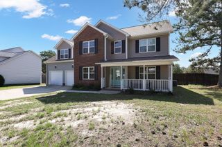 25 Briarwood Place, Sanford, NC 27332