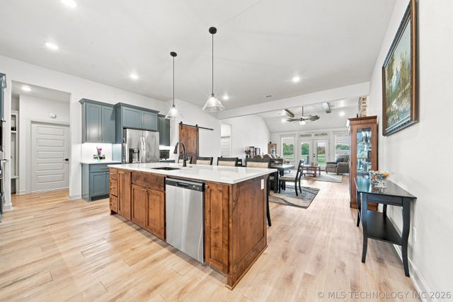 7112 E Queens Street, Broken Arrow, OK 74014