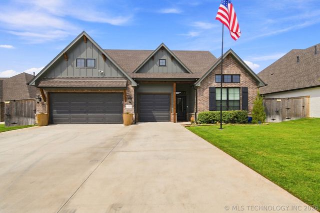 7112 E Queens Street, Broken Arrow, OK 74014
