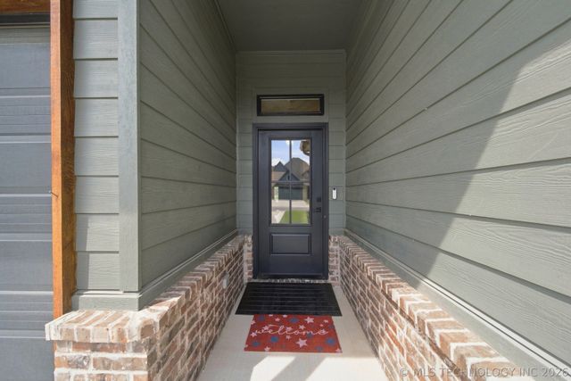 7112 E Queens Street, Broken Arrow, OK 74014