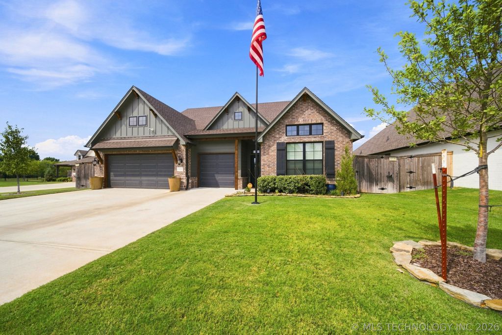 7112 E Queens Street, Broken Arrow, OK 74014