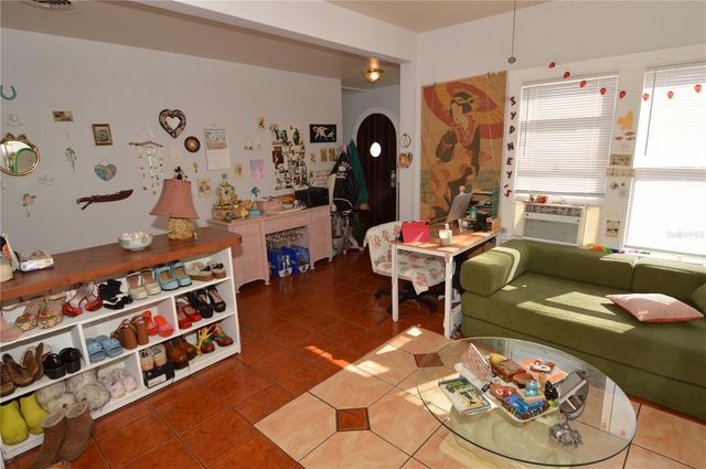 2800 DARTMOUTH AVENUE N, St Petersburg, FL 33713