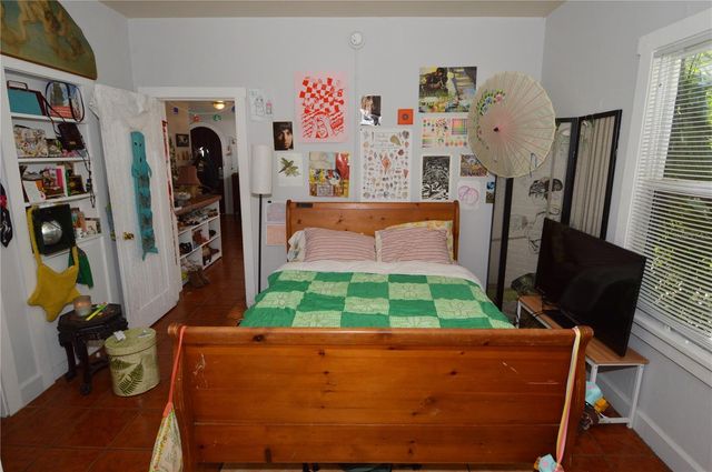 2800 DARTMOUTH AVENUE N, St Petersburg, FL 33713