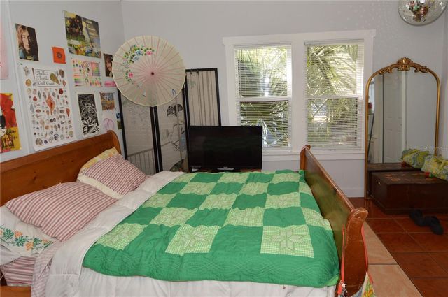 2800 DARTMOUTH AVENUE N, St Petersburg, FL 33713