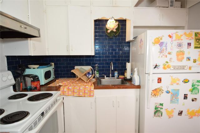 2800 DARTMOUTH AVENUE N, St Petersburg, FL 33713