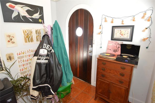 2800 DARTMOUTH AVENUE N, St Petersburg, FL 33713