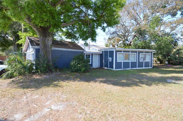2800 DARTMOUTH AVENUE N, St Petersburg, FL 33713