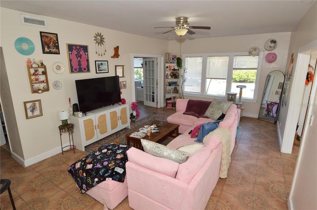 2800 DARTMOUTH AVENUE N, St Petersburg, FL 33713