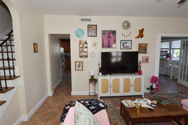 2800 DARTMOUTH AVENUE N, St Petersburg, FL 33713