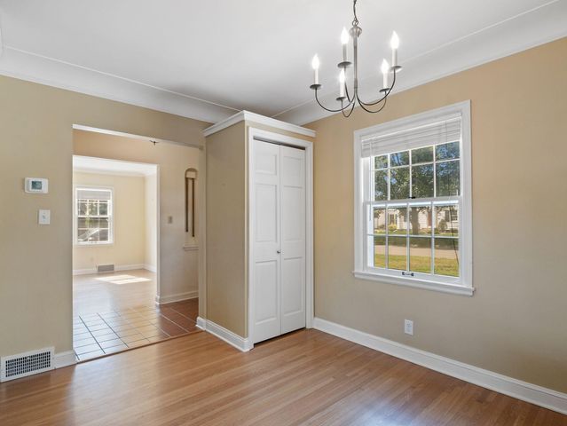 1776 Asbury Street, Falcon Heights, MN 55113