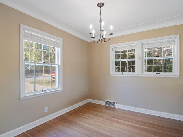 1776 Asbury Street, Falcon Heights, MN 55113