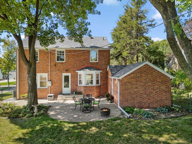 1776 Asbury Street, Falcon Heights, MN 55113