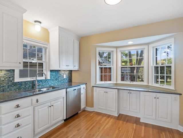 1776 Asbury Street, Falcon Heights, MN 55113