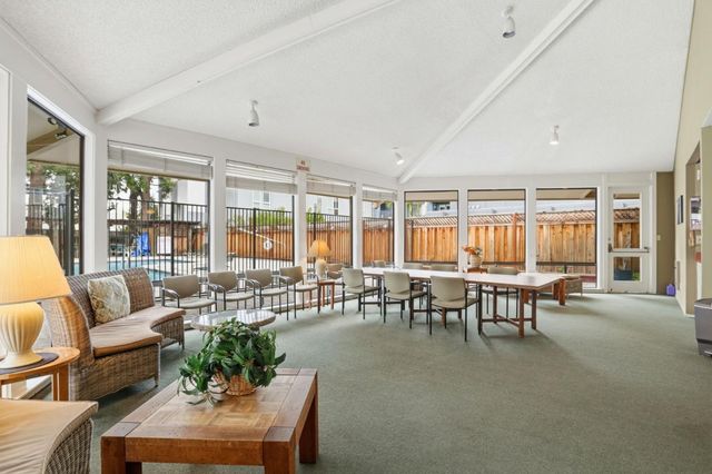 400 Ortega Avenue 220, Mountain View, CA 94040