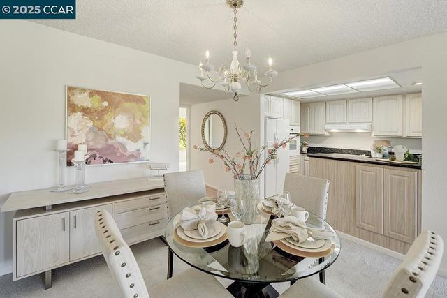 1429 Skycrest Dr 5, Walnut Creek, CA 94595