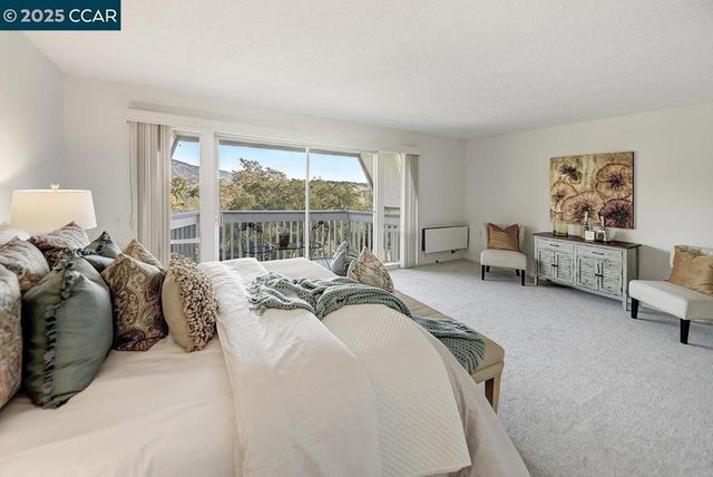 1429 Skycrest Dr 5, Walnut Creek, CA 94595