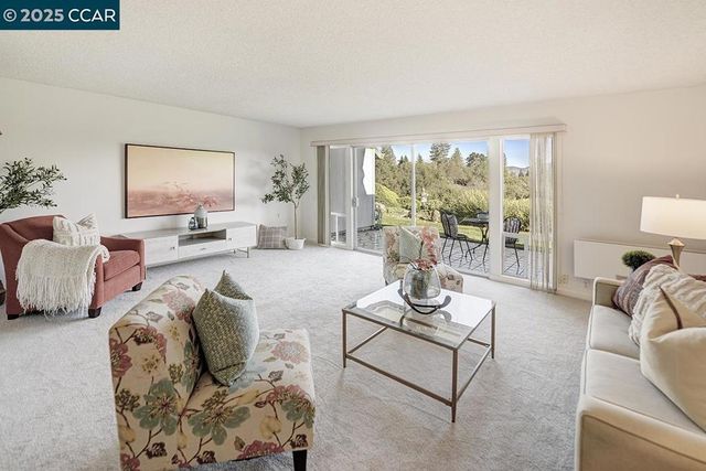 1429 Skycrest Dr 5, Walnut Creek, CA 94595