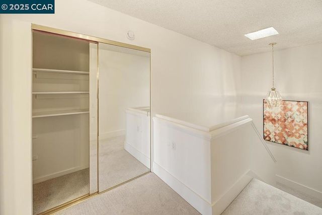 1429 Skycrest Dr 5, Walnut Creek, CA 94595