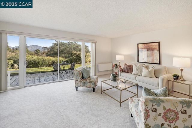 1429 Skycrest Dr 5, Walnut Creek, CA 94595