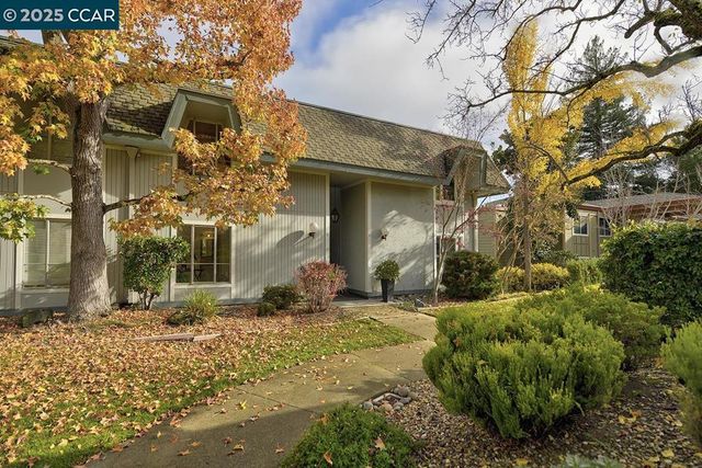 1429 Skycrest Dr 5, Walnut Creek, CA 94595