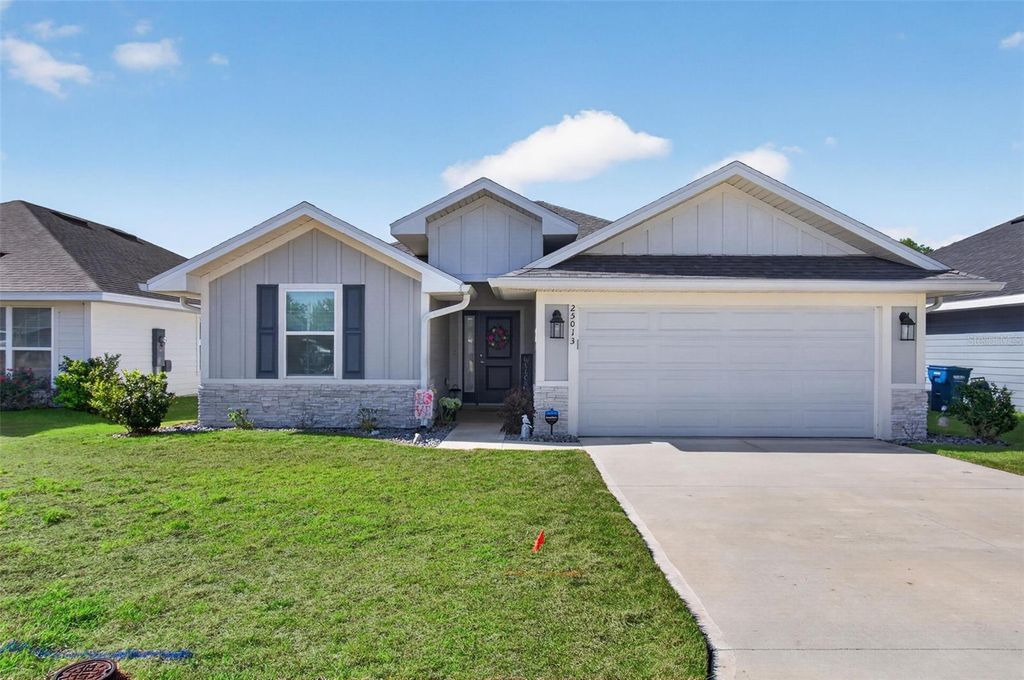 25013 SW 24TH PLACE, Newberry, FL 32669