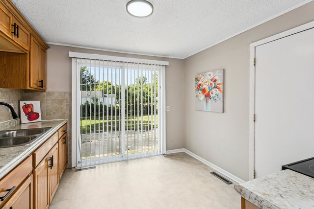 5901 E Bayley St, Wichita, KS 67218