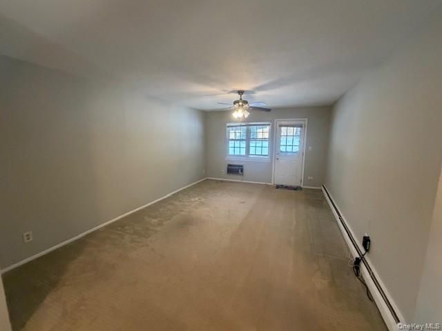 12 Harbour Lane 4A, Oyster Bay, NY 11771