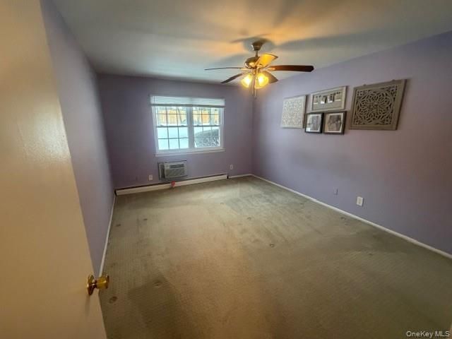 12 Harbour Lane 4A, Oyster Bay, NY 11771