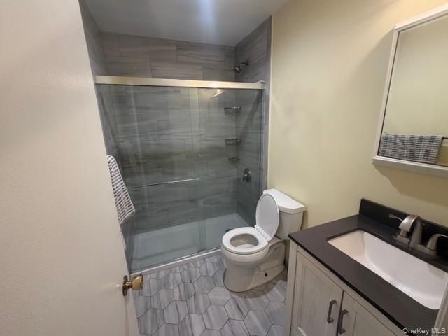 12 Harbour Lane 4A, Oyster Bay, NY 11771