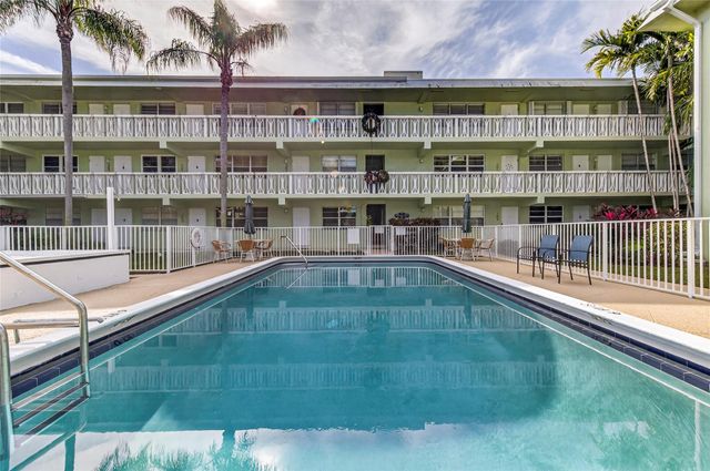 1900 NE 8th Court 308, Fort Lauderdale, FL 33304