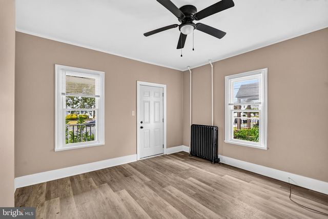 316 BROAD ST, Elmer, NJ 08318