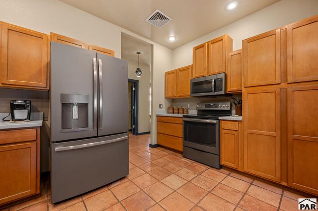 576 W Archer Plaza, Pueblo West, CO 81007