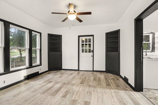 261 E Emmett Street, Battle Creek, MI 49017