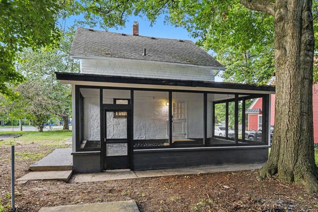 261 E Emmett Street, Battle Creek, MI 49017