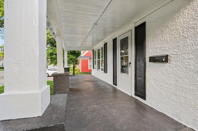261 E Emmett Street, Battle Creek, MI 49017