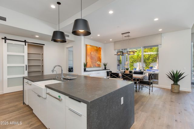 4416 N 37TH Way, Phoenix, AZ 85018