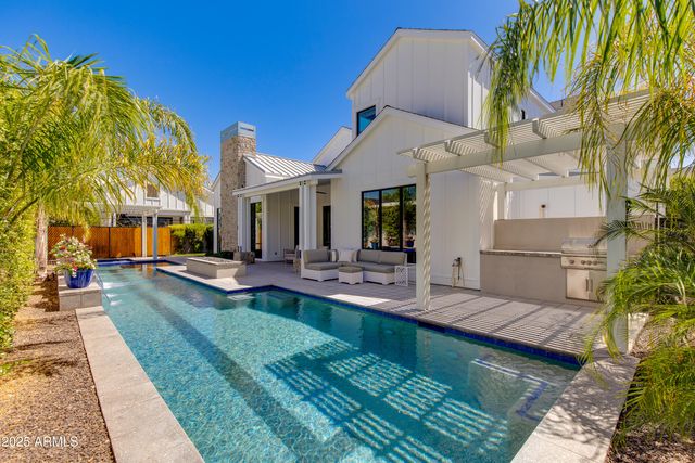 4416 N 37TH Way, Phoenix, AZ 85018