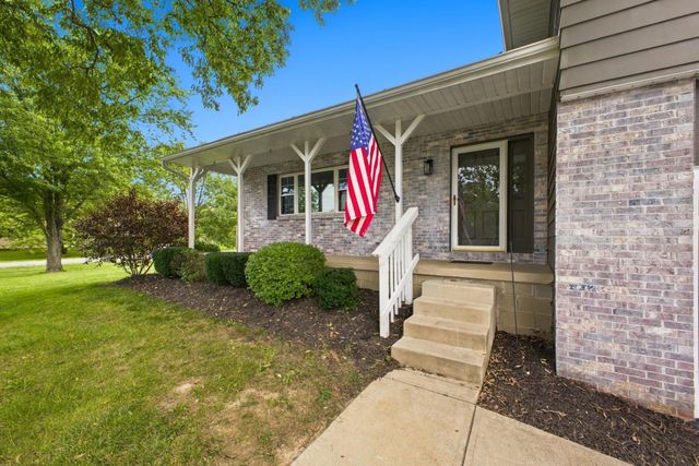 5449 Timberlake Circle, Orient, OH 43146
