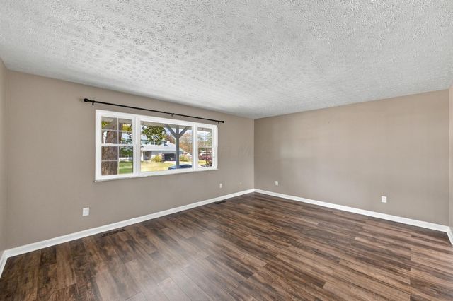 5449 Timberlake Circle, Orient, OH 43146