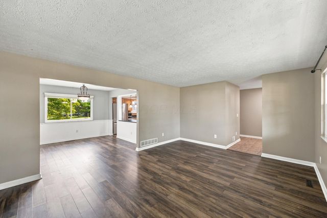 5449 Timberlake Circle, Orient, OH 43146