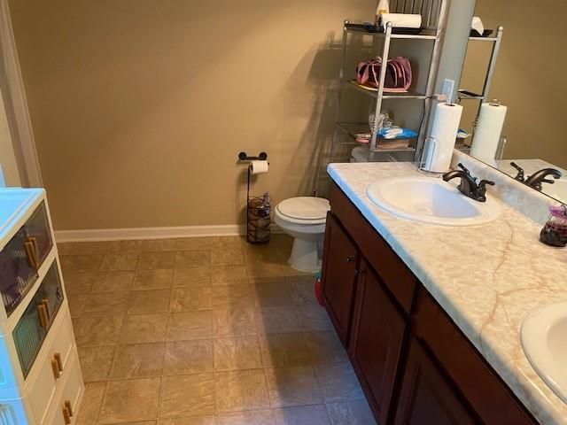 9123 Overlook Drive, Jonesboro, GA 30238