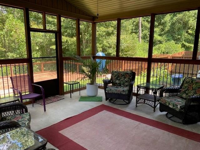 9123 Overlook Drive, Jonesboro, GA 30238