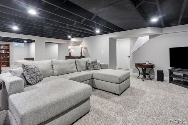 1225 Cheshire Lane, Webster Groves, MO 63119