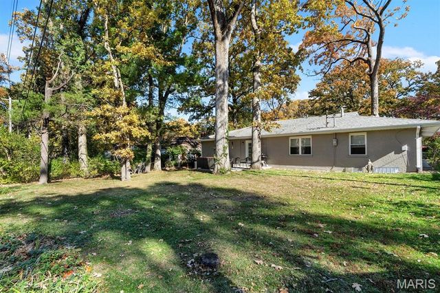 1225 Cheshire Lane, Webster Groves, MO 63119