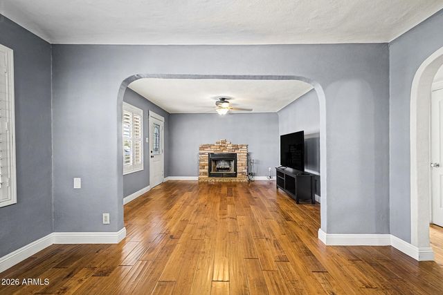 2638 E WILLETTA Street, Phoenix, AZ 85008