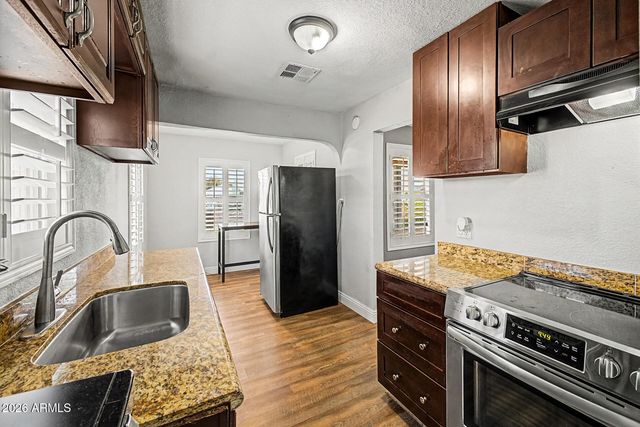 2638 E WILLETTA Street, Phoenix, AZ 85008